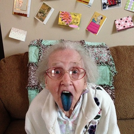 grandmabetty33-abuela-cancer-instagram (5)